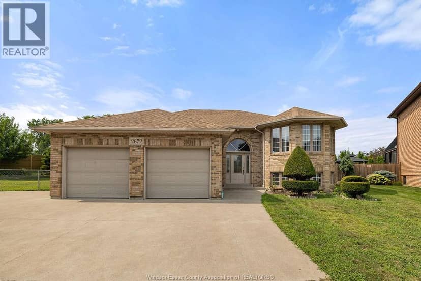 2672 Fleming Court — photo 2 of 40