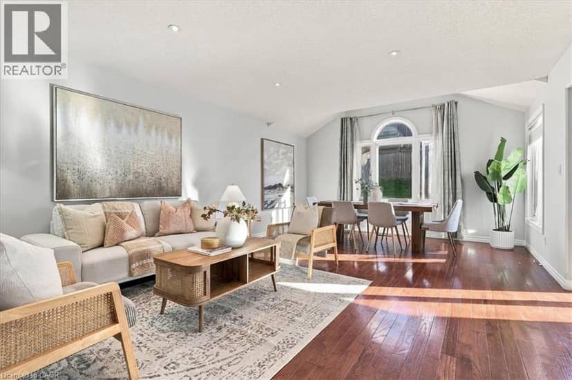 382 MOUNTAIN LAUREL Crescent, Kitchener, photo 6