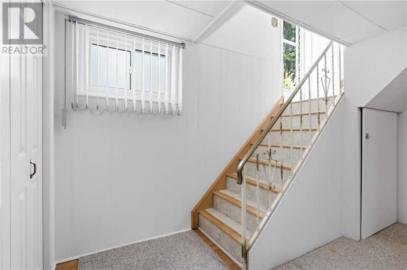 836 St. Andrews Road — photo 19 of 40