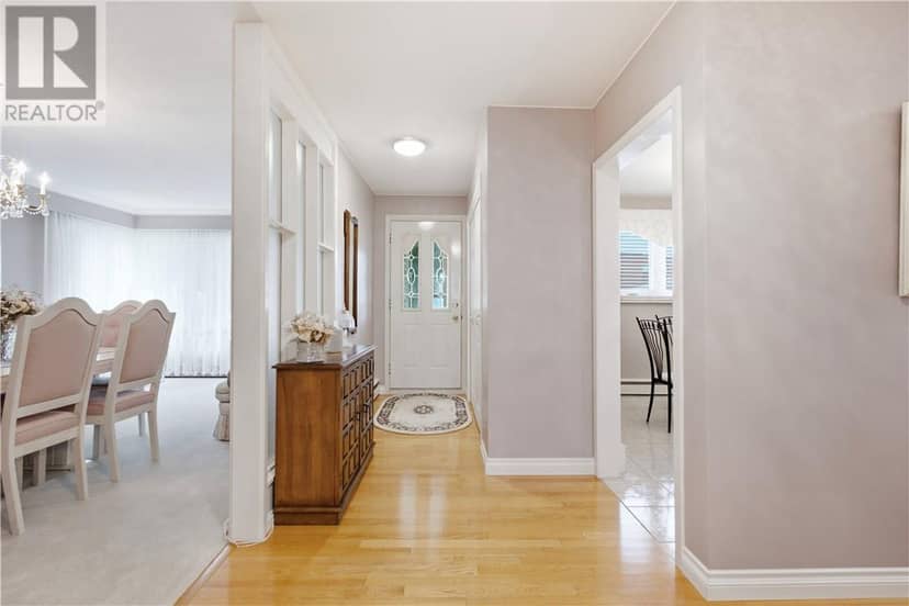 836 St. Andrews Road — photo 3 of 40