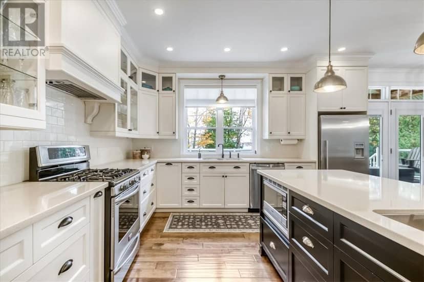 181 Maple Lane — photo 13 of 40