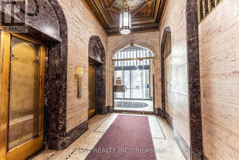 303 - 36 James Street S — photo 12 of 22