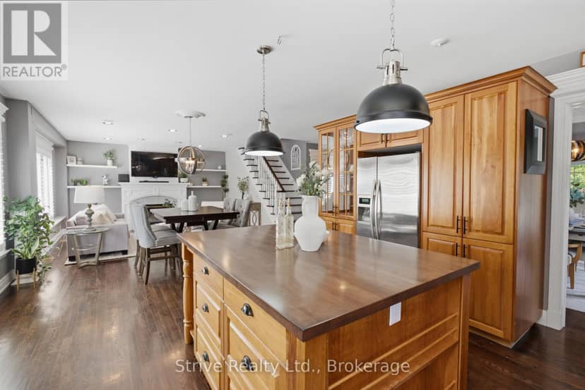 8 Rowland Court — photo 11 of 40