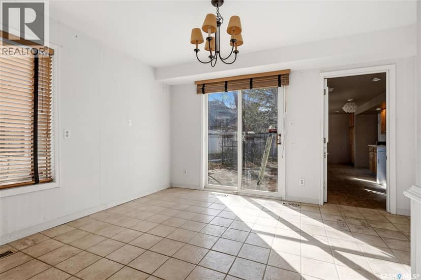 1034 Gryphons WALK — photo 17 of 40