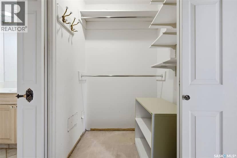 1034 Gryphons WALK — photo 32 of 40