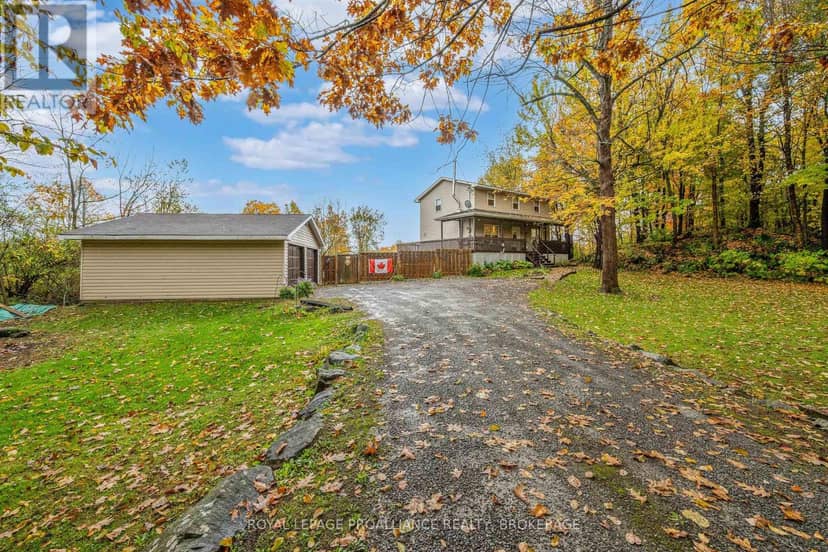 435 County Road 2 E, Front of Leeds & Seeleys Bay, photo 4