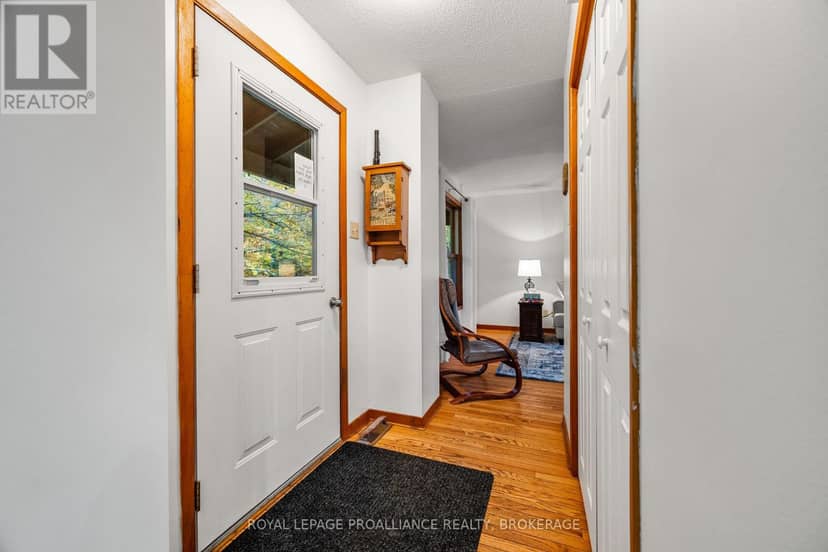 435 County Road 2 E, Front of Leeds & Seeleys Bay, photo 7