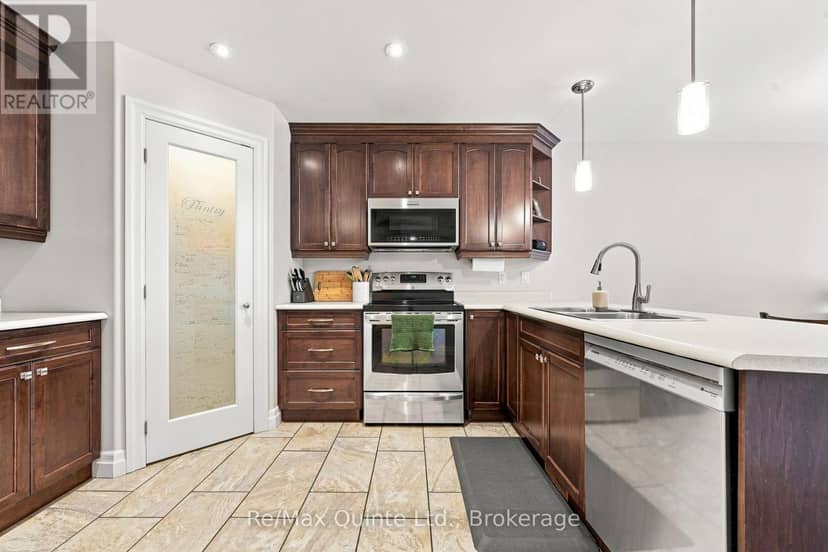 53 Aspen Drive — photo 10 of 34