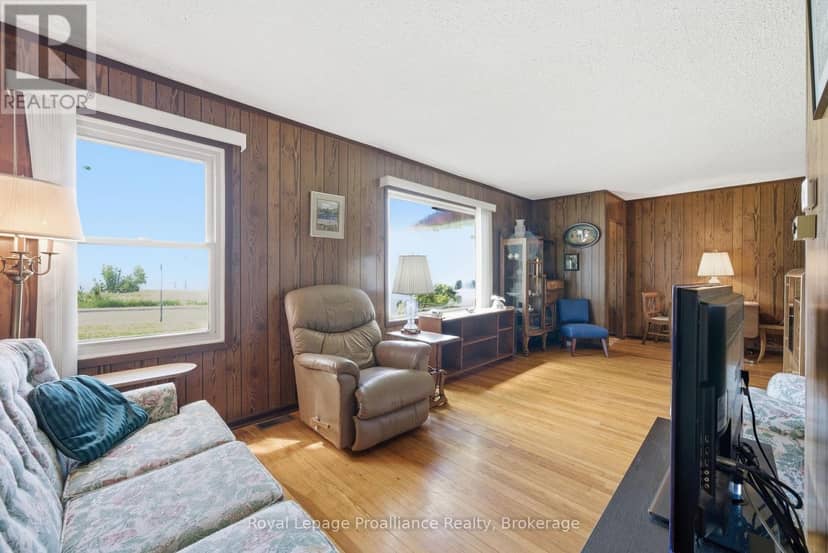478 Monk Street — photo 13 of 39