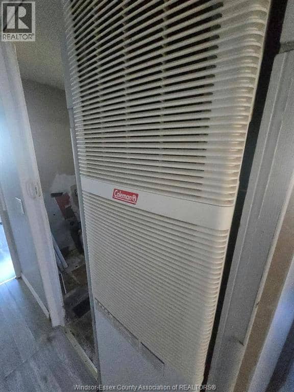 160 Neil Court — photo 9 of 11