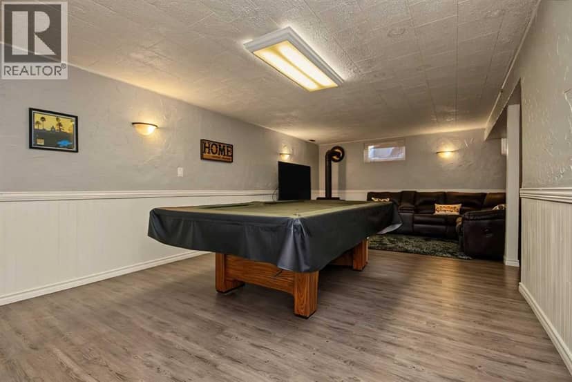 7633 97A Street — photo 25 of 33