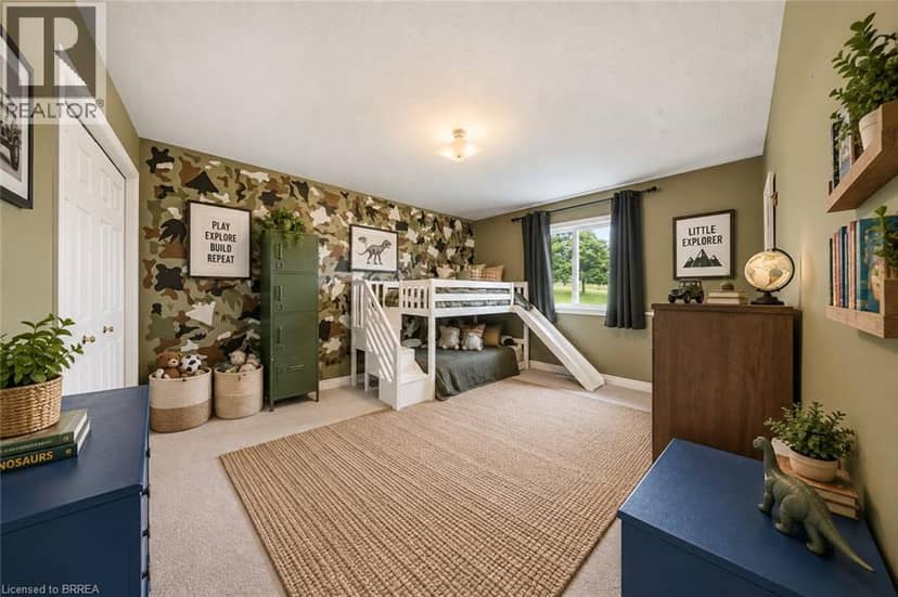 61 SUNNYSIDE Drive — photo 14 of 32