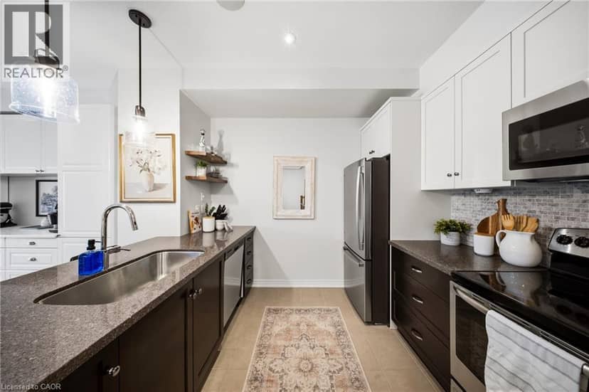 215 DUNDAS Street E Unit# 19 — photo 14 of 30