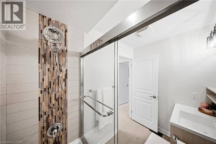 215 DUNDAS Street E Unit# 19 — photo 25 of 30