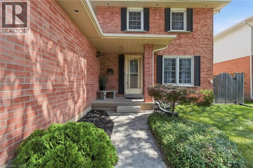 2055 HUNTERS WOOD Drive, Burlington, photo 2