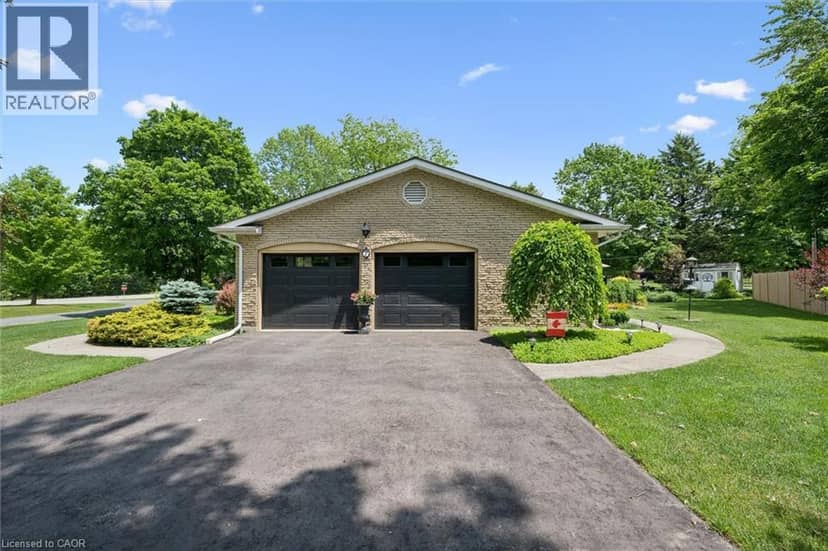 7 KING Street, Innerkip, photo 4