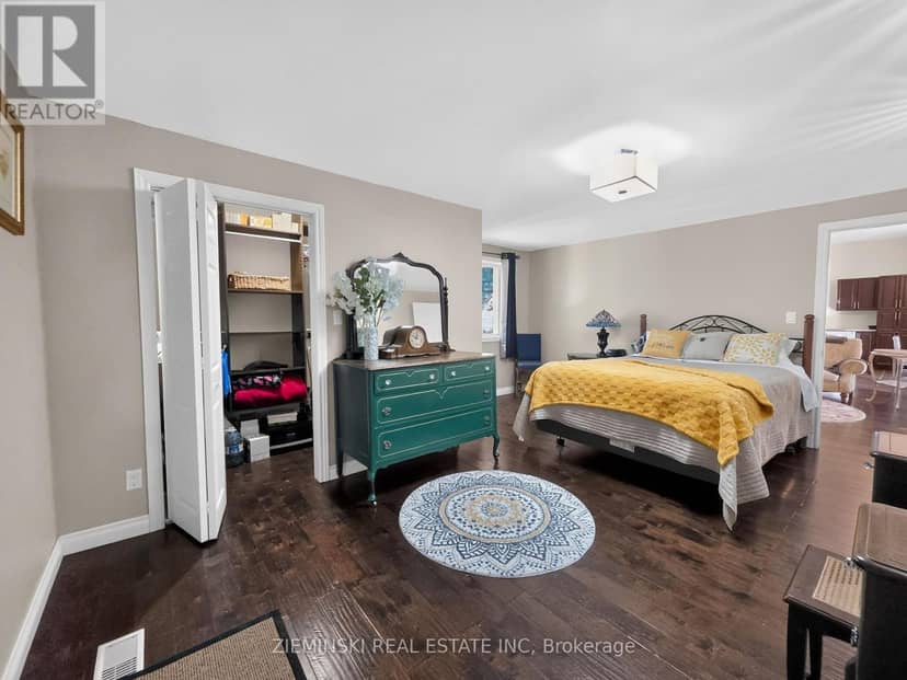 421 Seventh Avenue, Black River-Matheson, photo 6