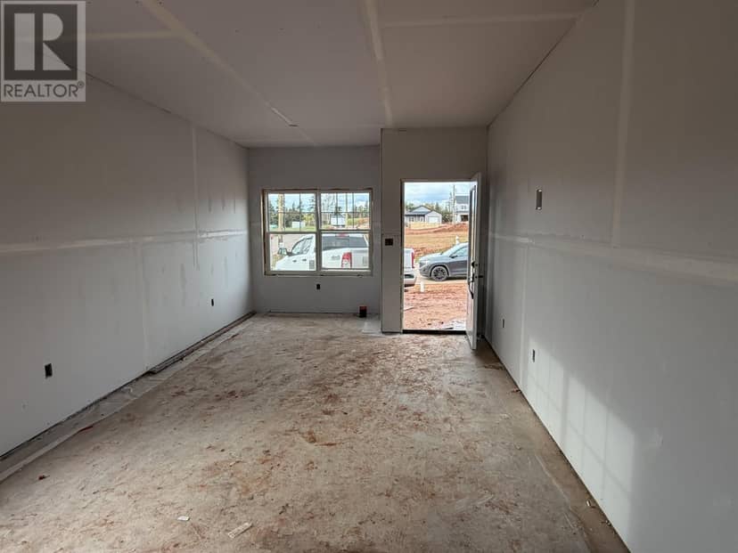 84 Rogerson Street — photo 3 of 6