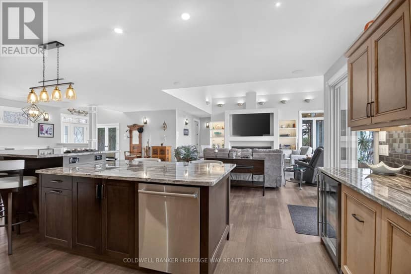 102 Heron Lane — photo 30 of 40