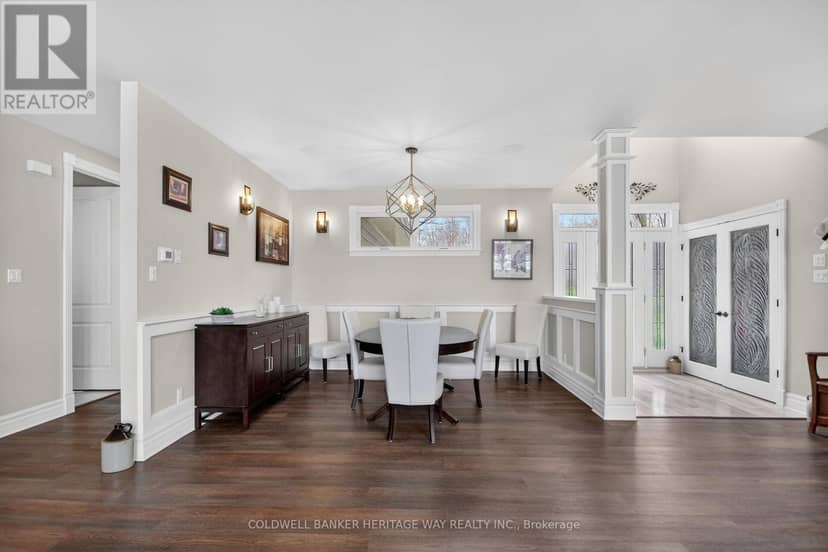102 Heron Lane — photo 31 of 40