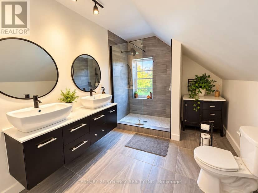 192 Parish Road — photo 29 of 40