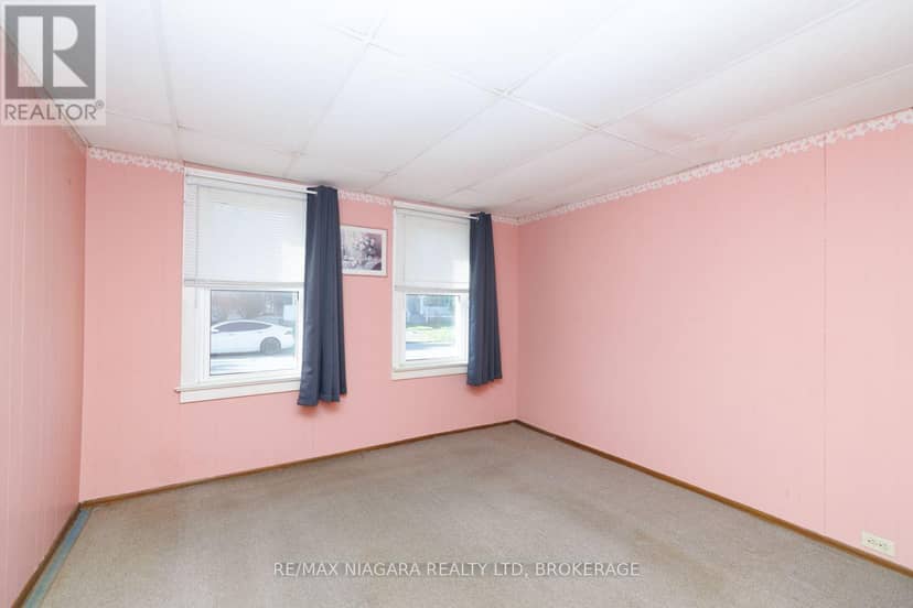 304 Jarvis Street — photo 16 of 24