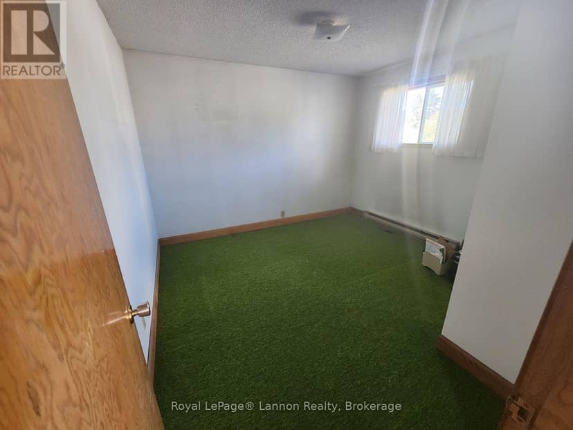 306 Walker Street E — photo 10 of 38