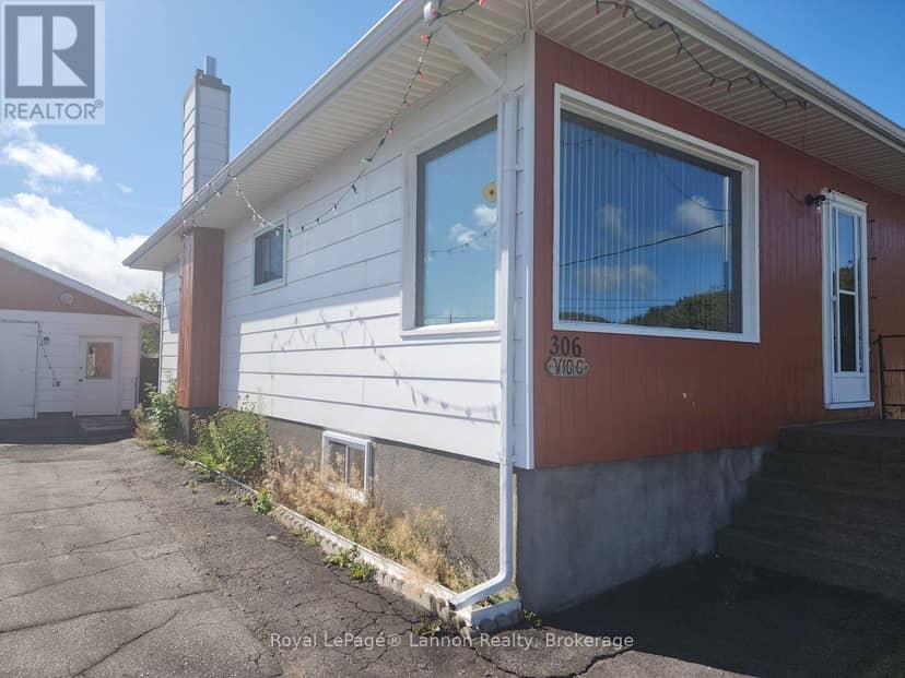 306 Walker Street E — photo 2 of 38