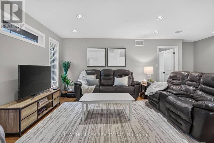 277 Thorne Drive, Strathroy-Caradoc, photo 2