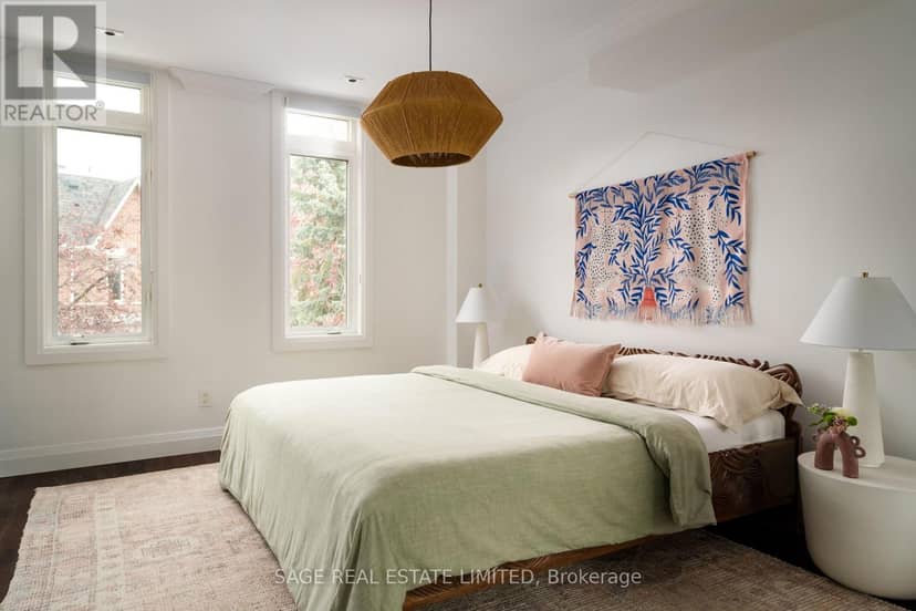 2603 - 12 Sudbury Street — photo 21 of 40