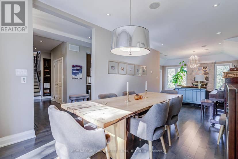24 Cedarbank Crescent, Toronto, photo 6