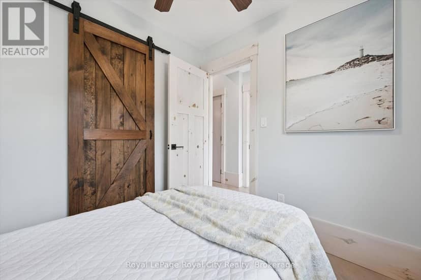 183 Elizabeth Street — photo 10 of 40