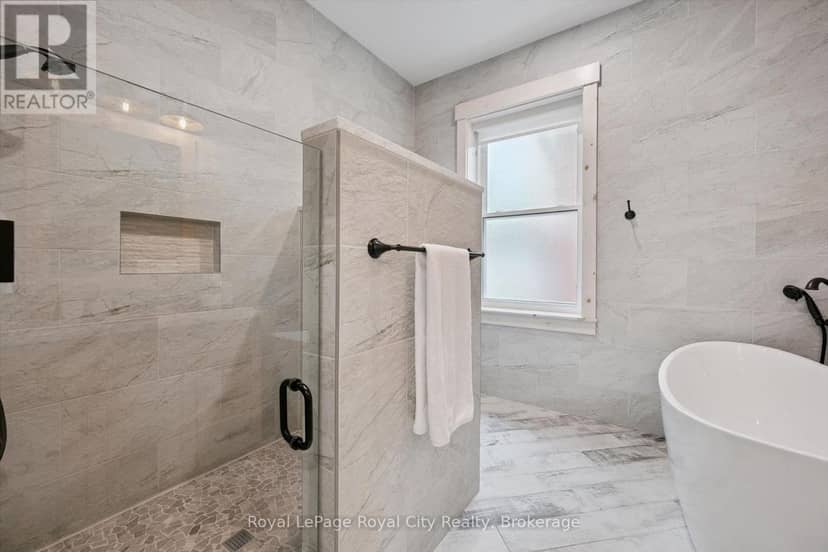183 Elizabeth Street — photo 19 of 40
