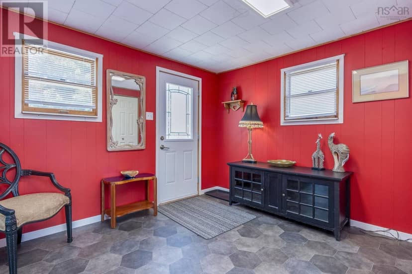7496 1 Highway, Upper Granville, photo 4