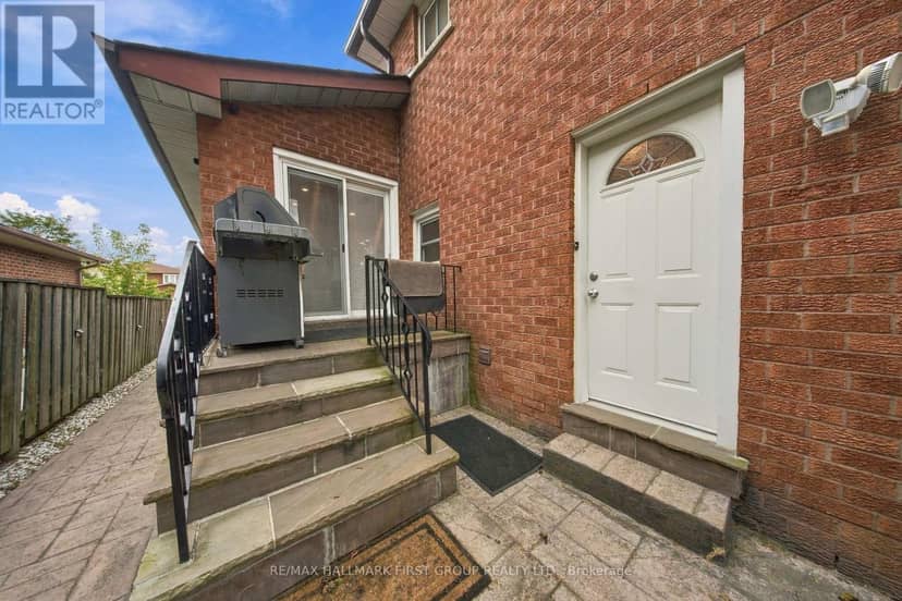 520 McLeod Crescent — photo 24 of 27
