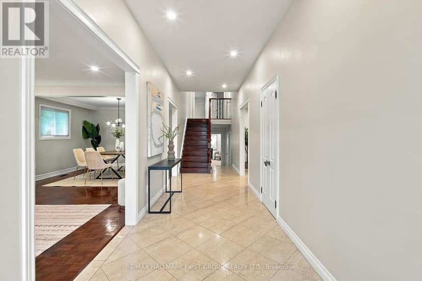 520 McLeod Crescent — photo 6 of 27