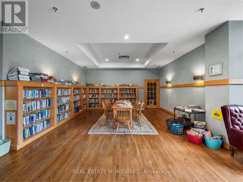 624 - 1091 Kingston Road — photo 17 of 21