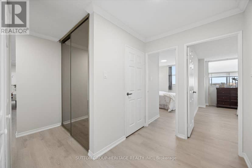 1406 - 44 Falby Court — photo 23 of 40