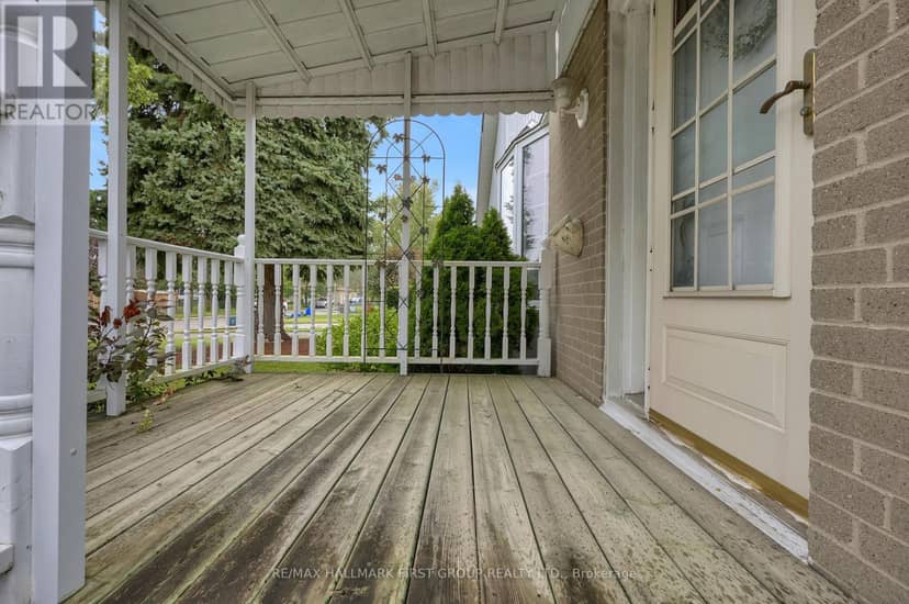 35 Tulloch Drive, Ajax, photo 2