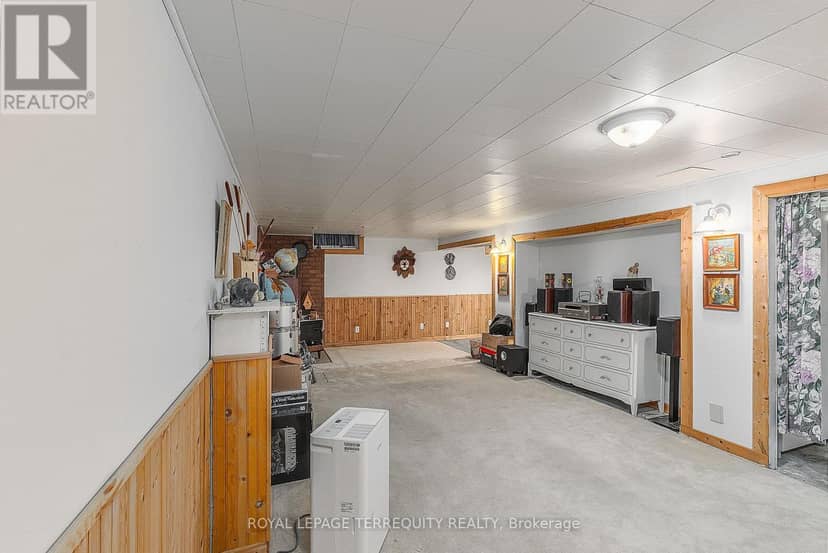 1 Wishbone Crescent — photo 22 of 28