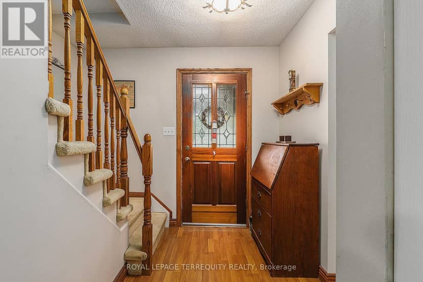 1 Wishbone Crescent, Ajax, photo 3