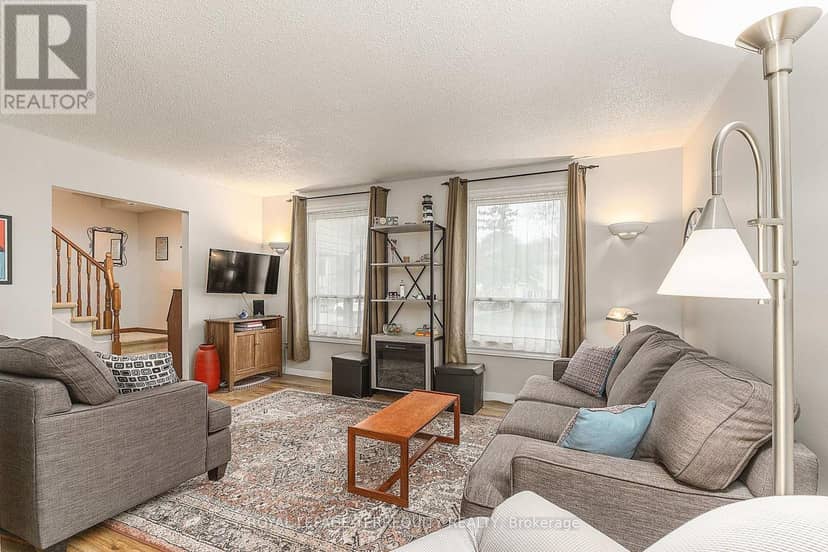 1 Wishbone Crescent, Ajax, photo 5