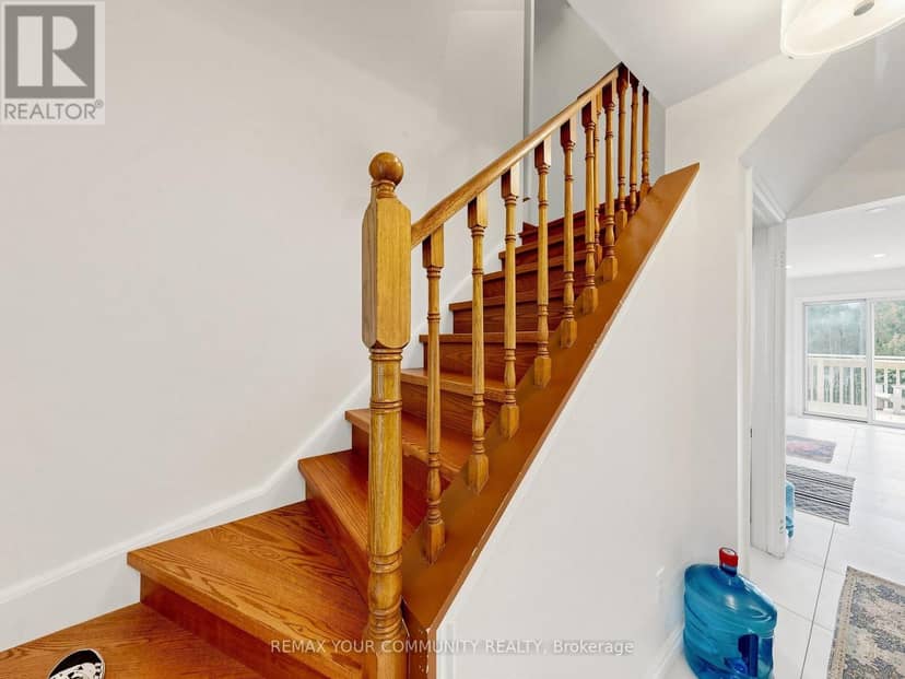 27 Mitchell Avenue — photo 17 of 40