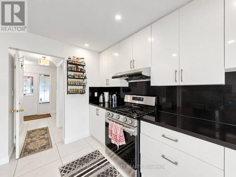 27 Mitchell Avenue, Whitchurch-Stouffville, photo 8