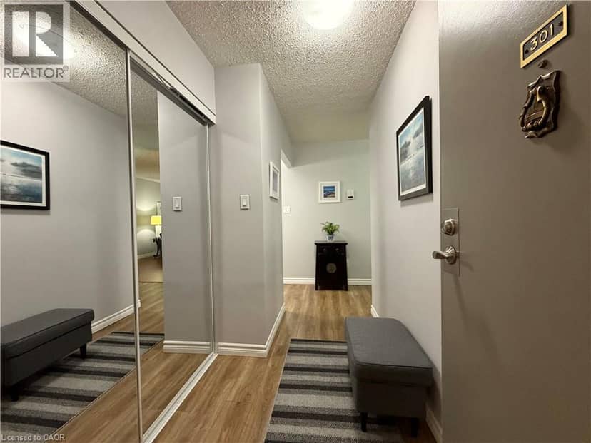 944 CALEDONIAN View Unit# 301, Cambridge, photo 3