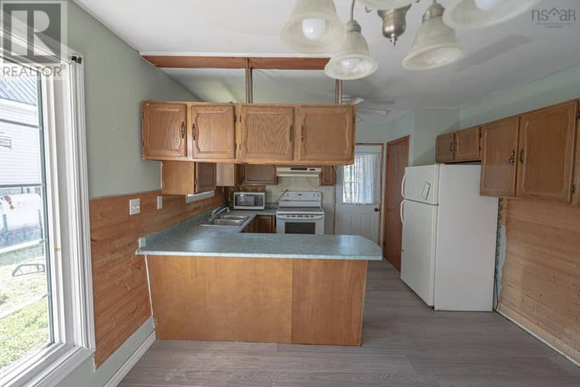 100 Morris Street, New Glasgow, photo 8