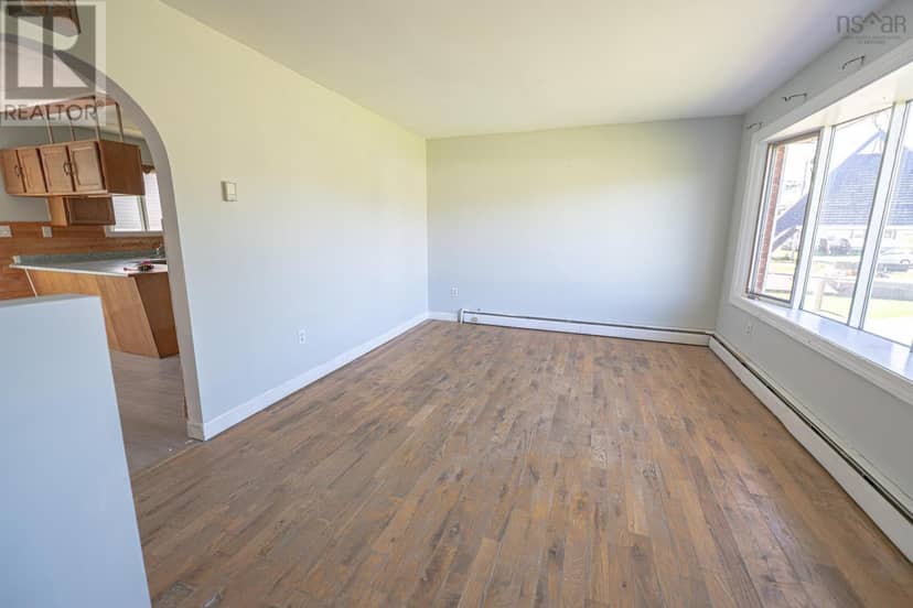 100 Morris Street, New Glasgow, photo 5