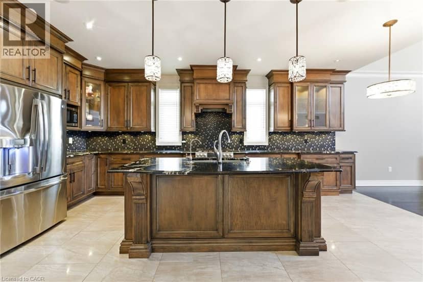 85 HILLCROFT Drive — photo 12 of 40