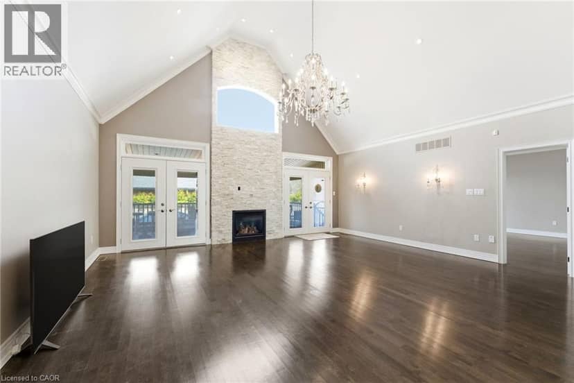 85 HILLCROFT Drive — photo 9 of 40