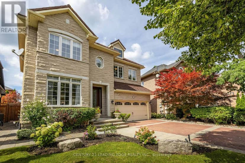 40 Arista Gate — photo 2 of 40